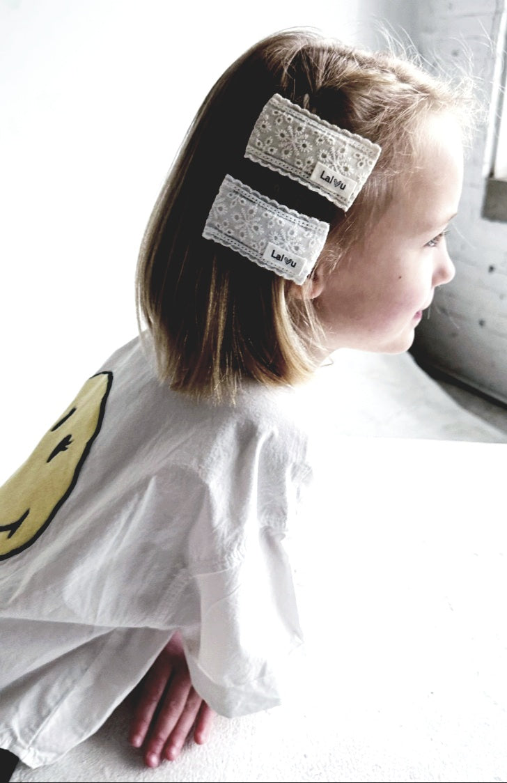 Lalou Vintage White Lace Clips